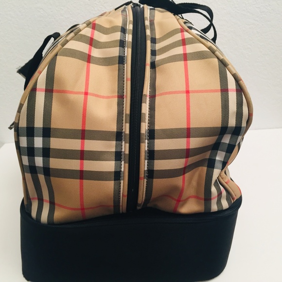 Burberry Bags Authentic Burberry Plaid Golf Travel Burberry Bags Authentic Burberry Plaid Golf Travel